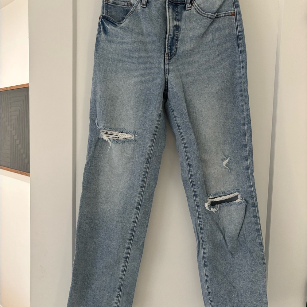 Express Stylish Distressed Light Blue Straight Leg Women's Jeans